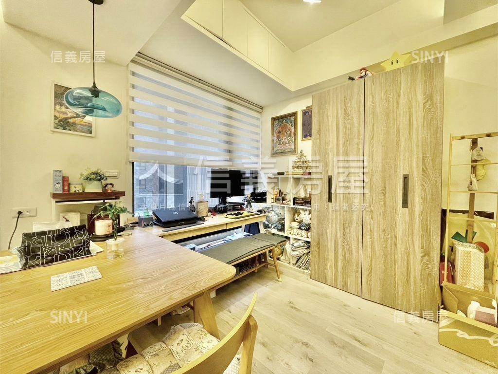 鴻柏織光美裝潢兩房平車房屋室內格局與周邊環境