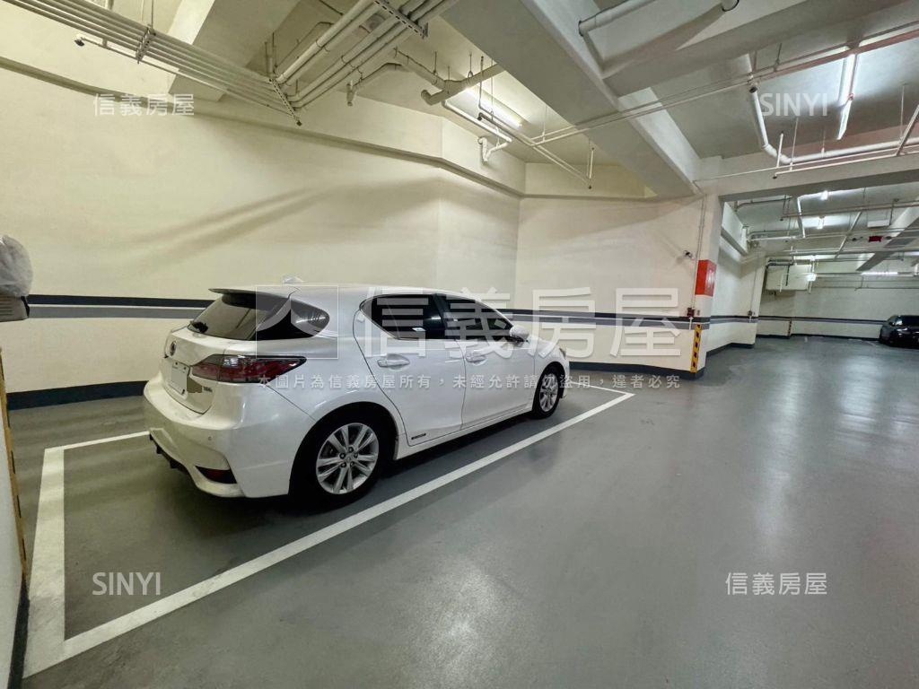時光流域三房平車夢幻新居房屋室內格局與周邊環境
