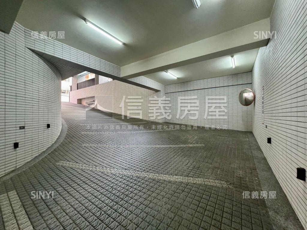 時光流域三房平車夢幻新居房屋室內格局與周邊環境