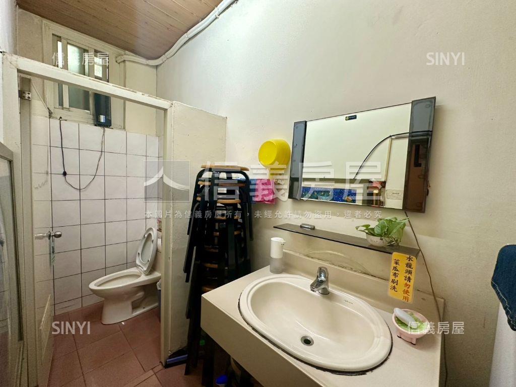 萬青街稀有透天房屋室內格局與周邊環境
