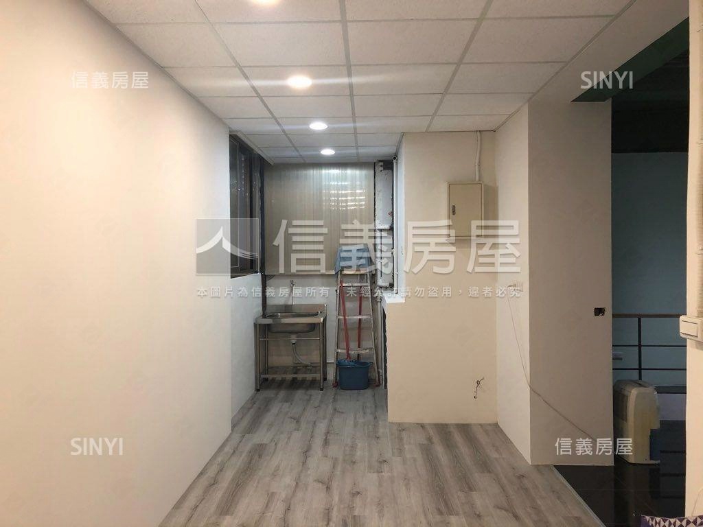 民生雅致質感金店面房屋室內格局與周邊環境