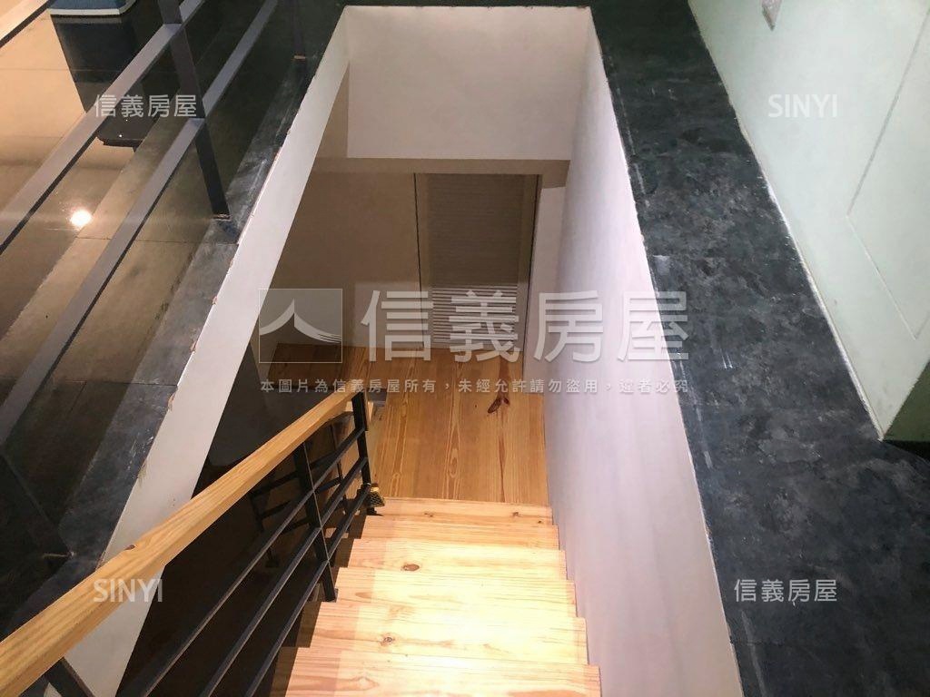 民生雅致質感金店面房屋室內格局與周邊環境