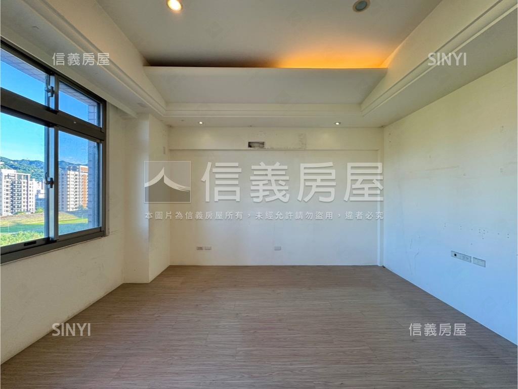 新光河山採光裝潢屋房屋室內格局與周邊環境
