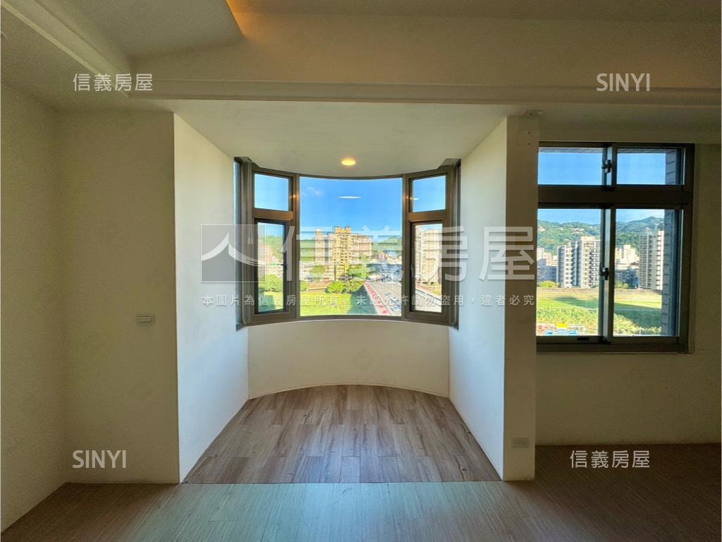新光河山採光裝潢屋房屋室內格局與周邊環境