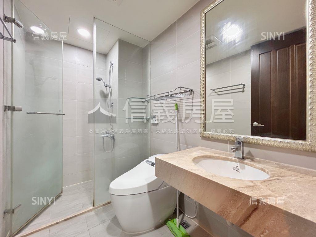 昕世代溫馨套房加車位房屋室內格局與周邊環境