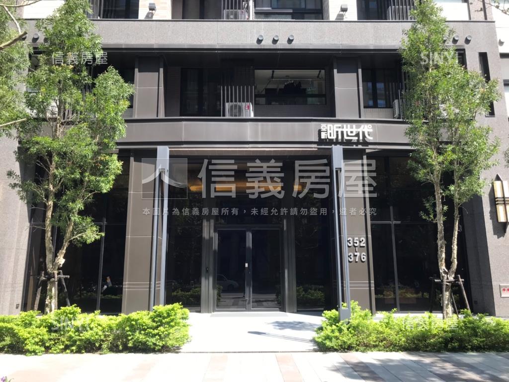 昕世代溫馨套房加車位房屋室內格局與周邊環境