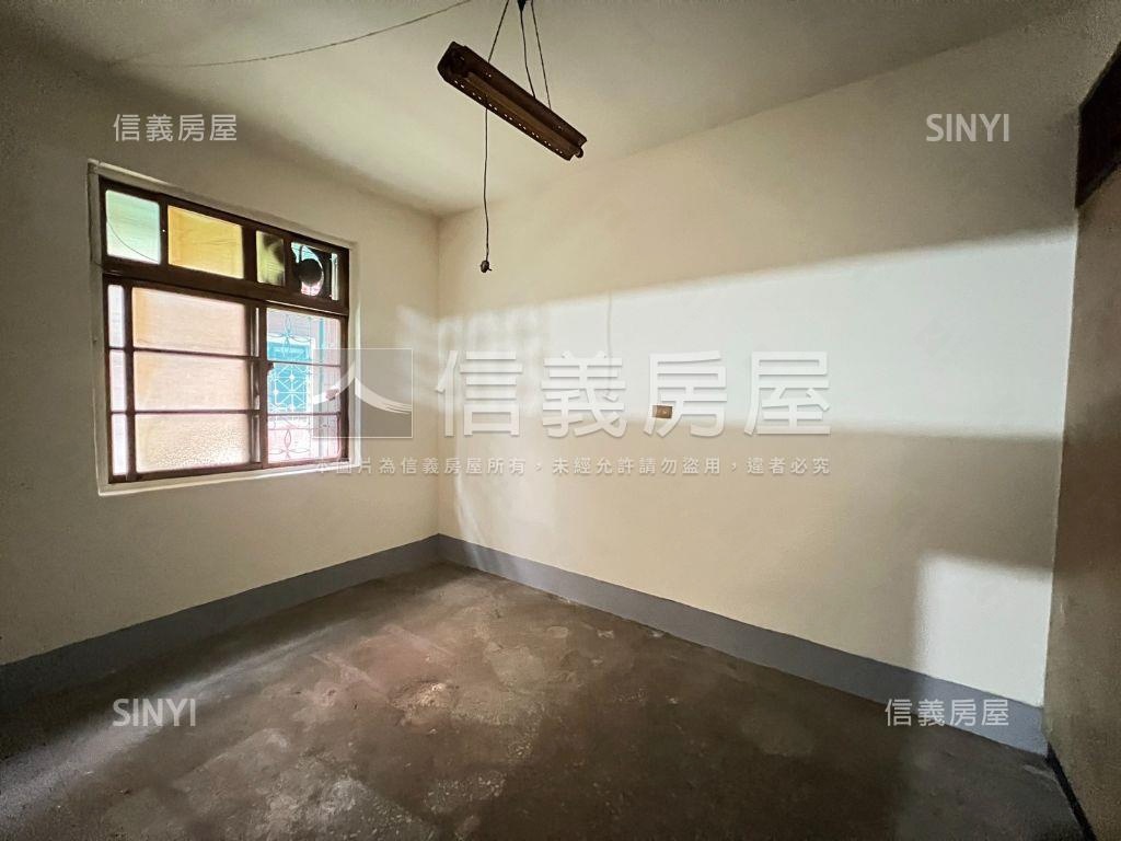 【推薦】低總價中平路美寓房屋室內格局與周邊環境