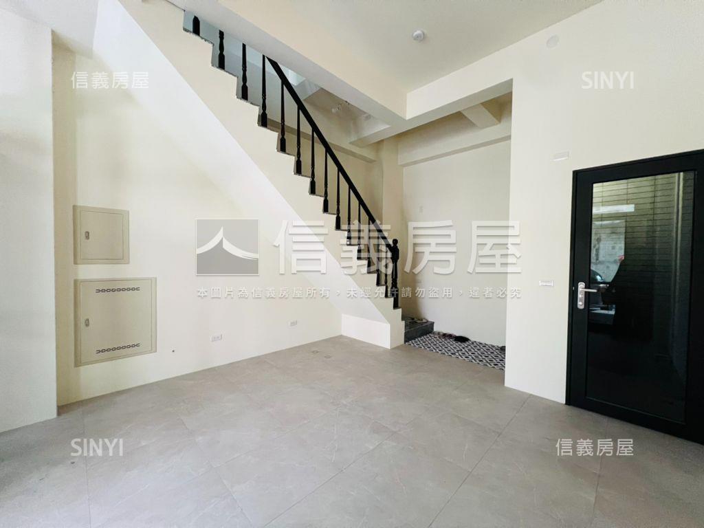 全新臨路裝潢透天店墅房屋室內格局與周邊環境