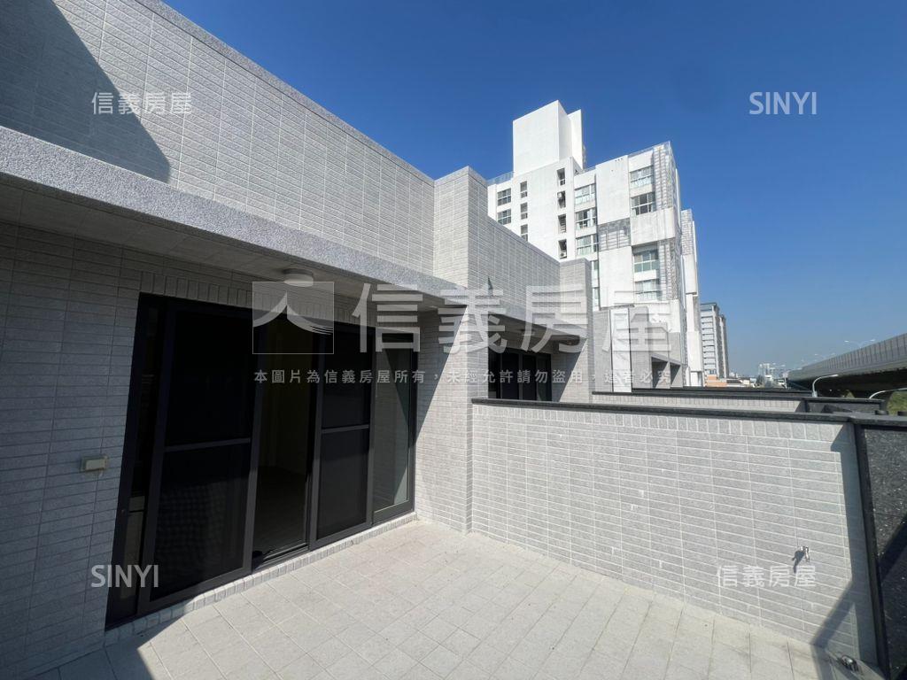 全新臨路裝潢透天店墅房屋室內格局與周邊環境