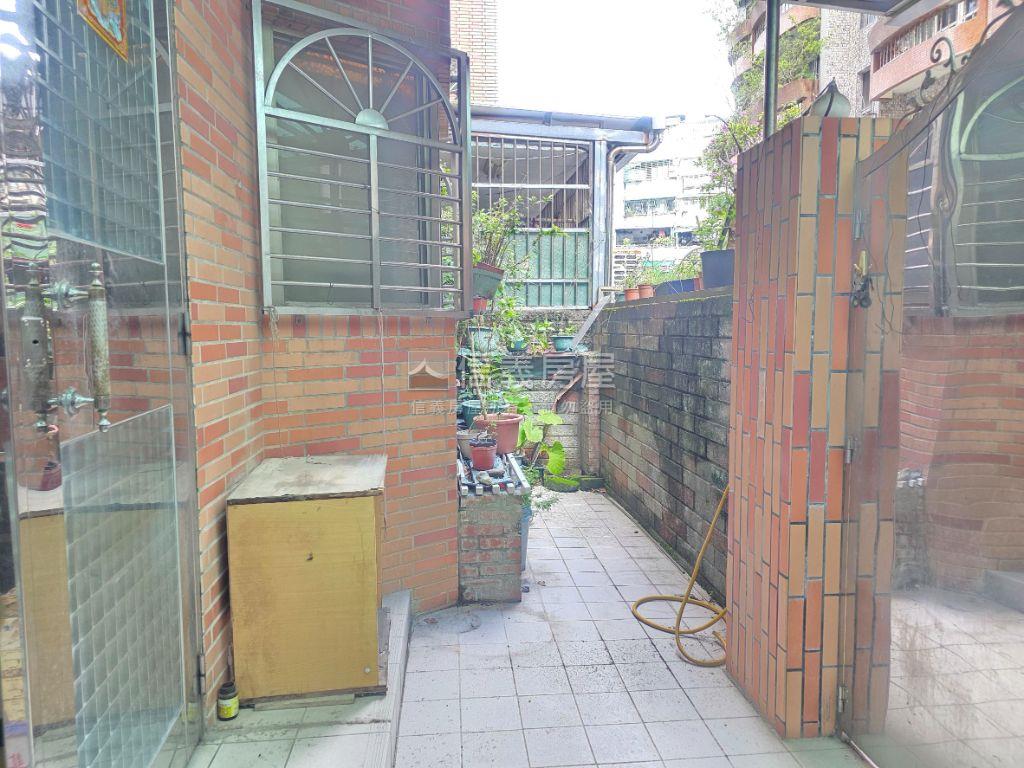 稀有七張捷運靜巷美一樓房屋室內格局與周邊環境