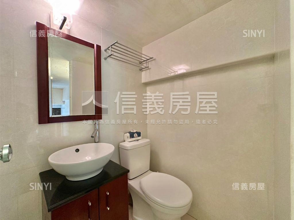 逸仙悅榕挑高美宅房屋室內格局與周邊環境