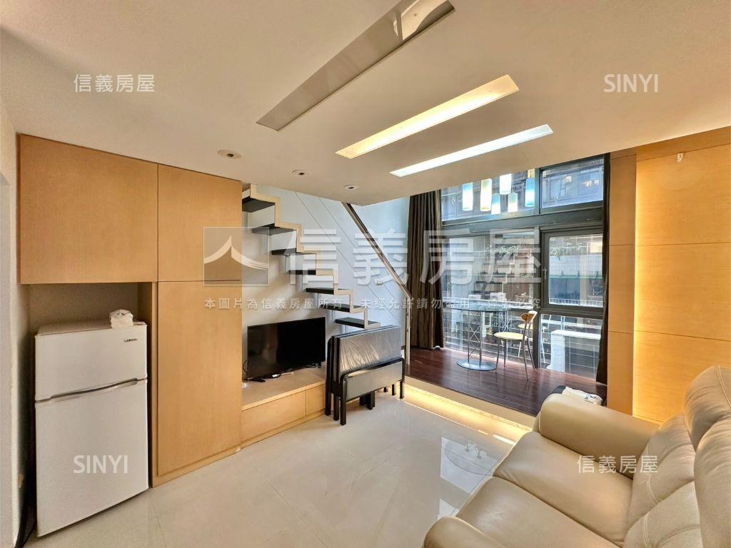 逸仙悅榕挑高美宅房屋室內格局與周邊環境