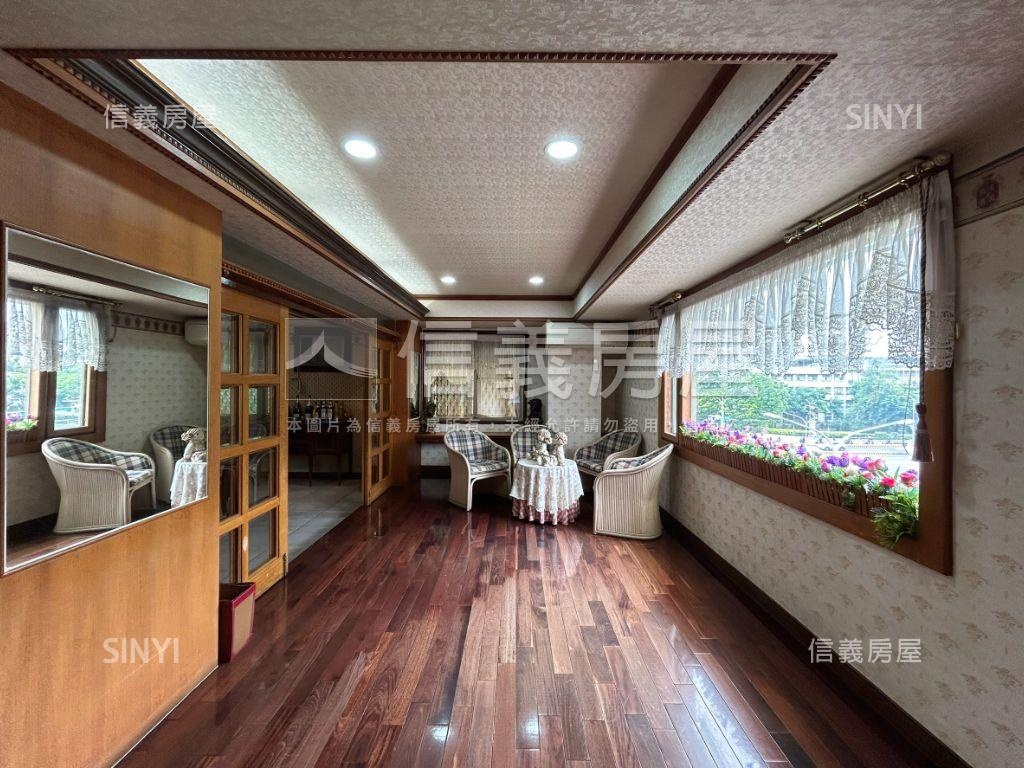 國光路電梯４樓整層住家房屋室內格局與周邊環境