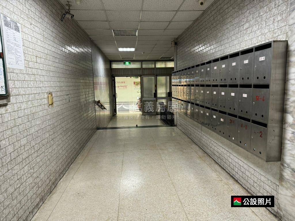 中山國小站寶雅旁電梯房屋室內格局與周邊環境