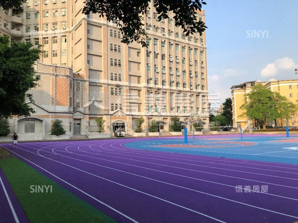 教育大學旁美術館四房車位房屋室內格局與周邊環境