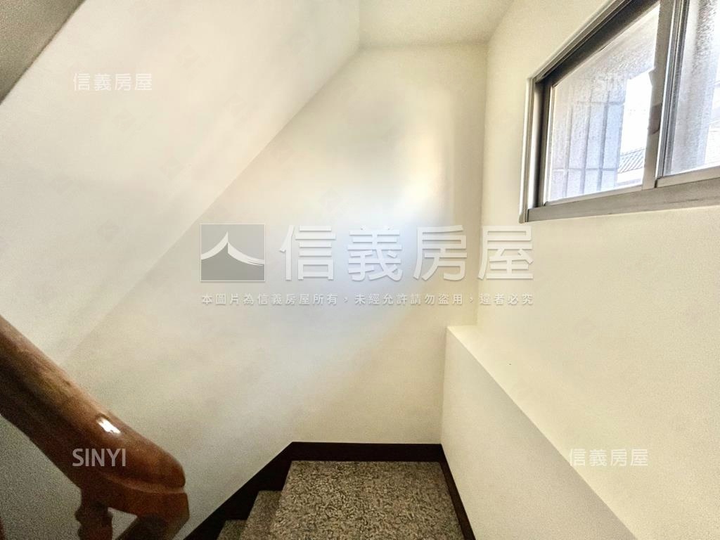 正湖美街角窗採光透店房屋室內格局與周邊環境