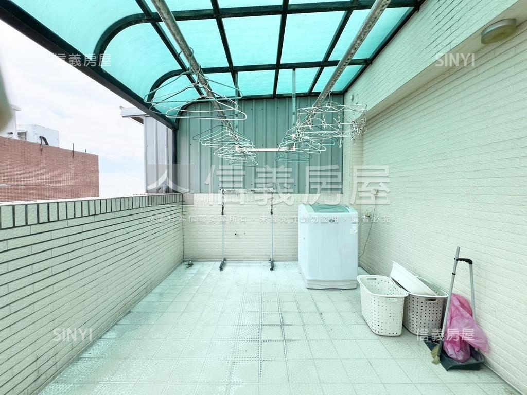 成功商圈震後大地坪美墅房屋室內格局與周邊環境
