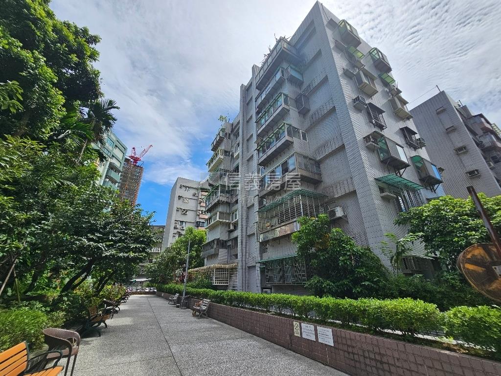 【新案】綠意景觀坡平車位房屋室內格局與周邊環境