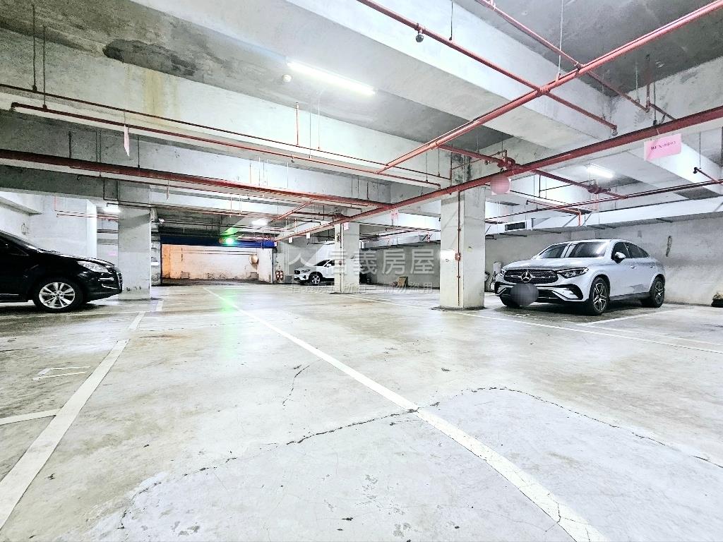 【新案】綠意景觀坡平車位房屋室內格局與周邊環境