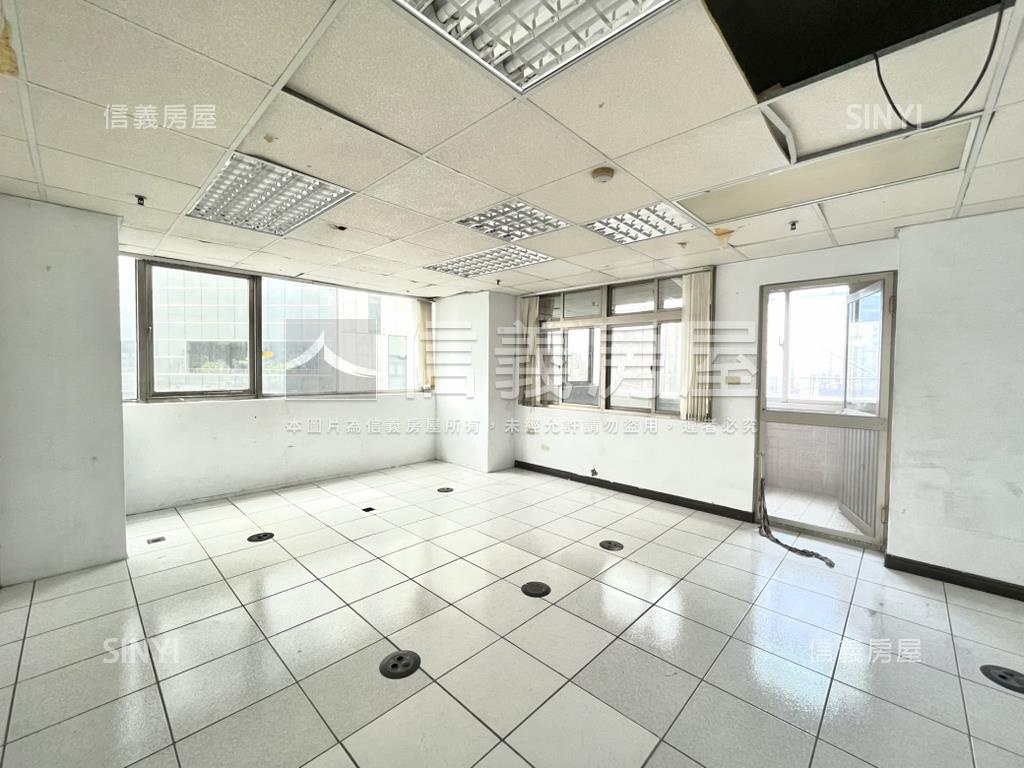 重慶北路帝景玻璃帷幕辦公房屋室內格局與周邊環境