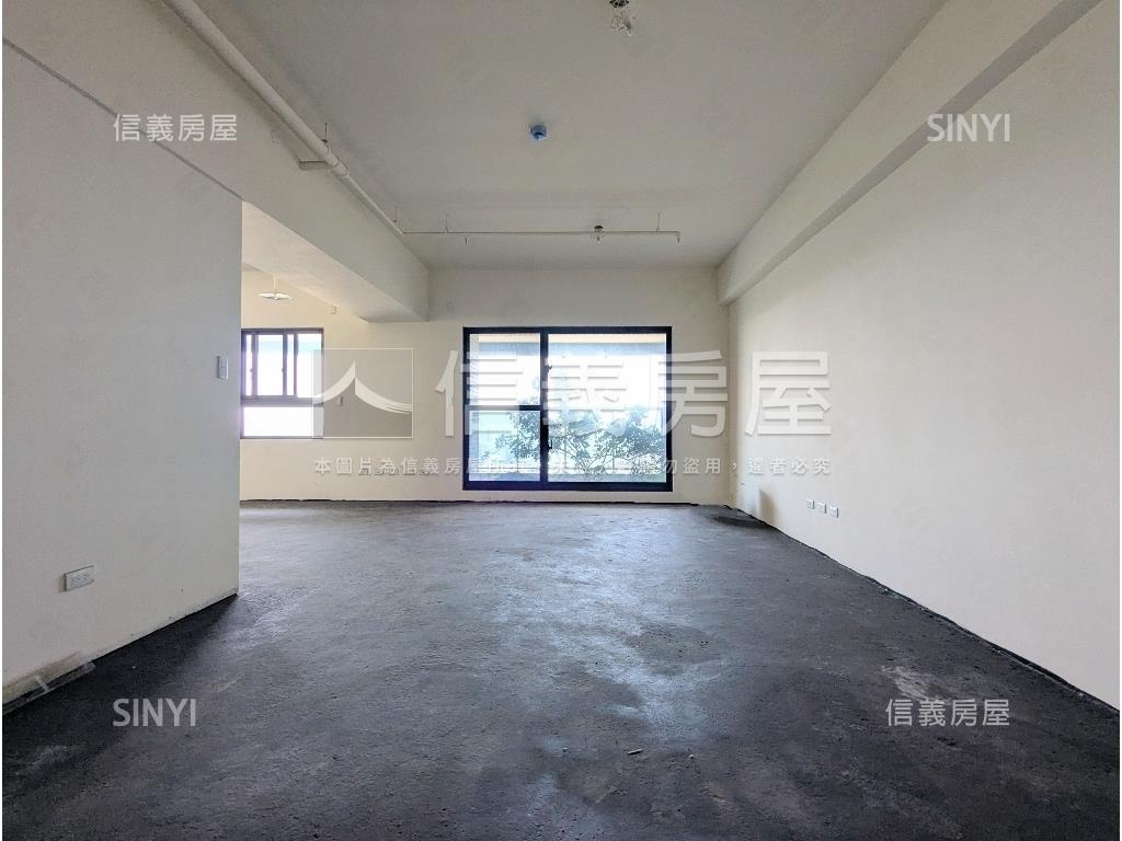 高樓層景觀大坪數半毛胚屋房屋室內格局與周邊環境
