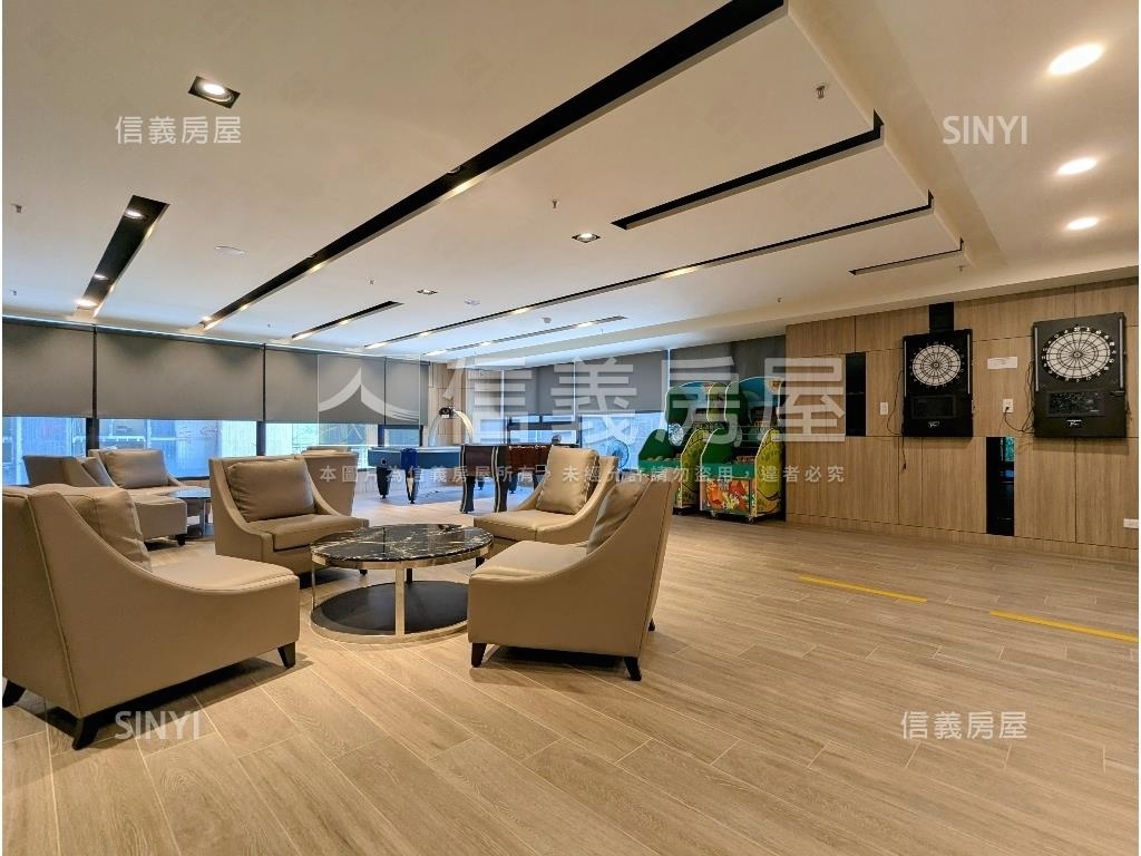 高樓層景觀大坪數半毛胚屋房屋室內格局與周邊環境