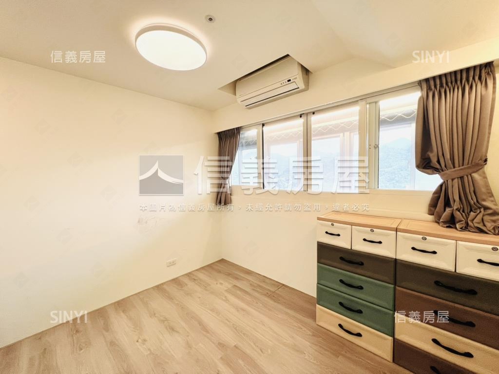 前看山後看碧潭絕美兩房房屋室內格局與周邊環境