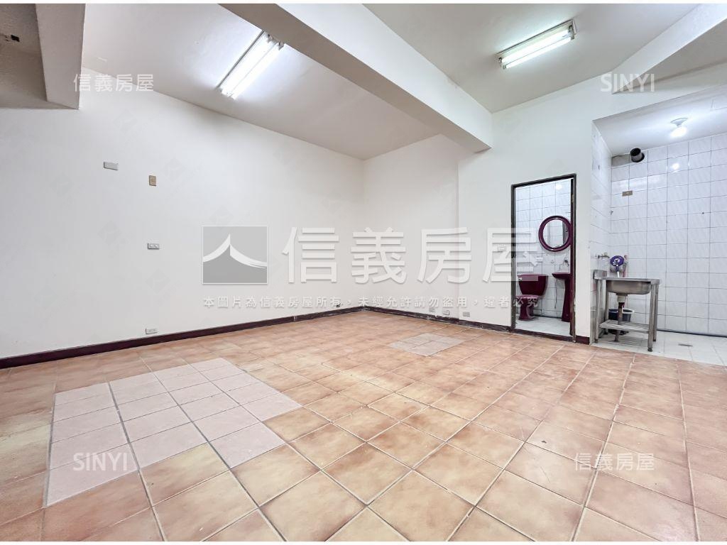 樟樹灣低總價極品店面房屋室內格局與周邊環境