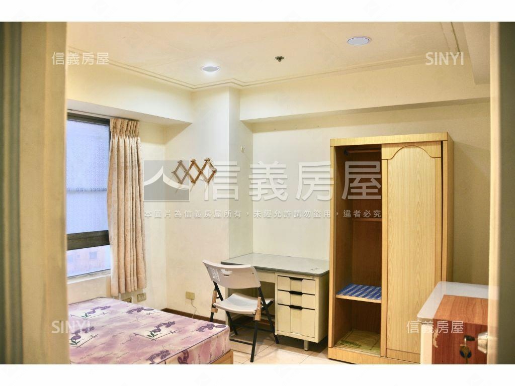 空中別墅高樓層再現房屋室內格局與周邊環境