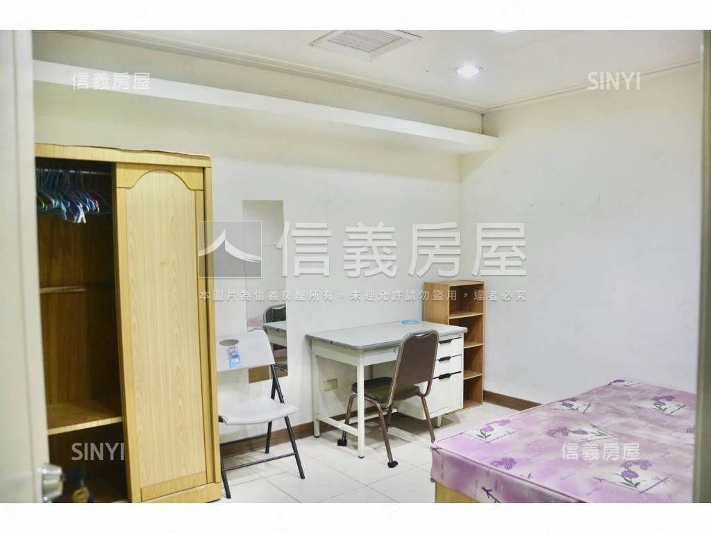 空中別墅高樓層再現房屋室內格局與周邊環境