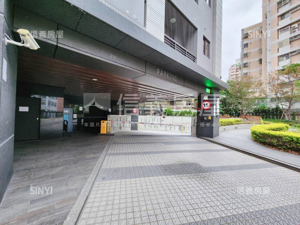 耀文心近捷運三房平面車位房屋室內格局與周邊環境