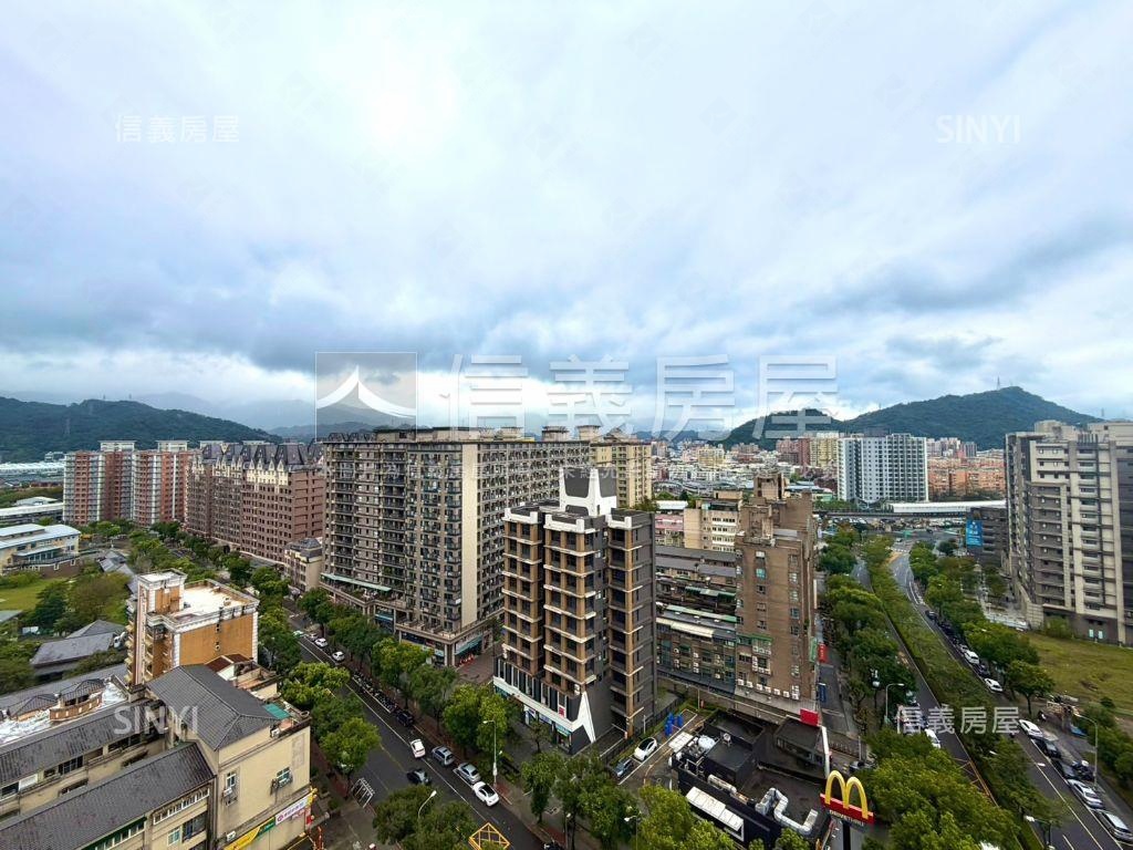 捷運三峽站＊雙面景觀套房房屋室內格局與周邊環境