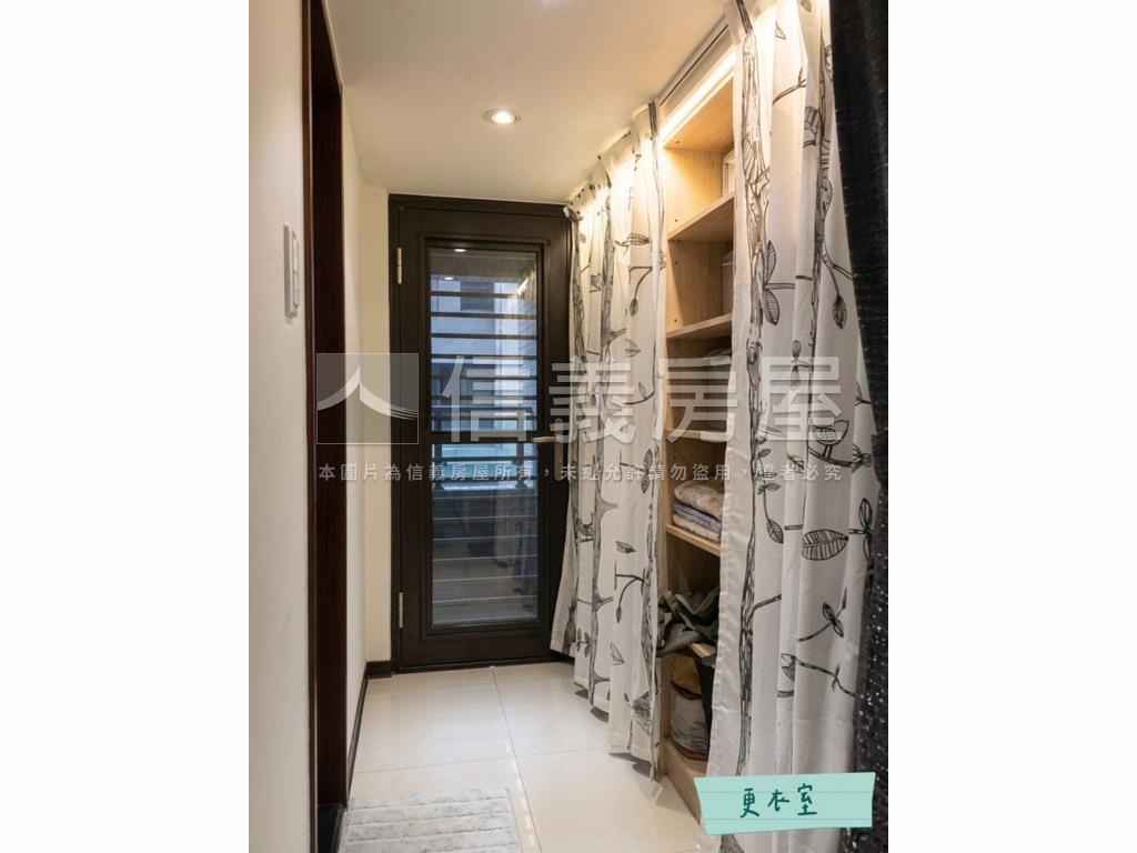 時尚之星後棟美居獨立車位房屋室內格局與周邊環境