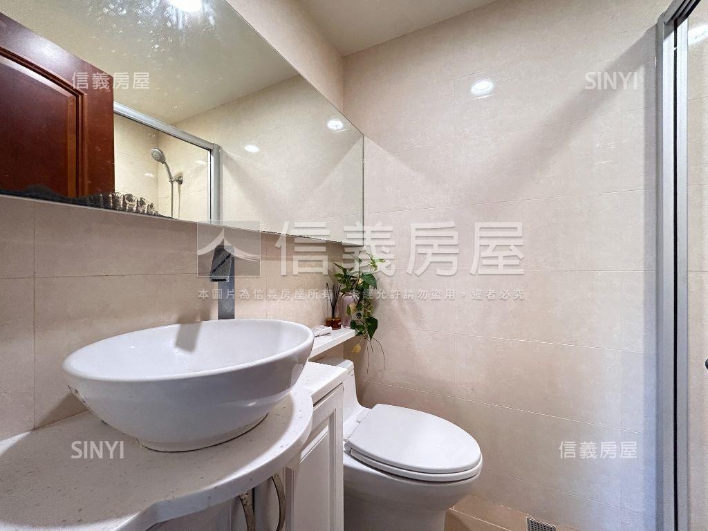 水鋼琴邊間兩房稀有釋出房屋室內格局與周邊環境