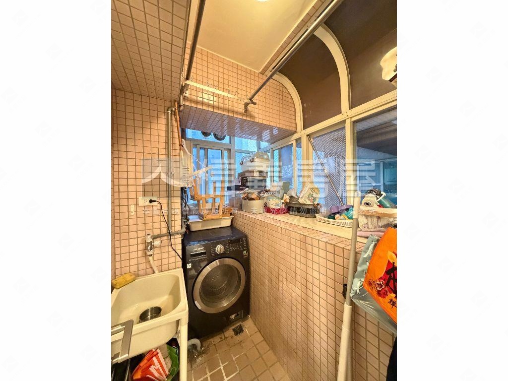 【主推】日月光高樓美兩房房屋室內格局與周邊環境