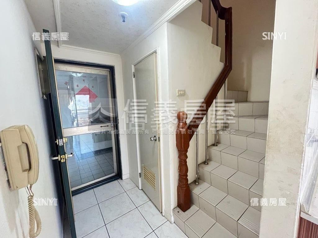 園道第一排樓中樓美屋房屋室內格局與周邊環境