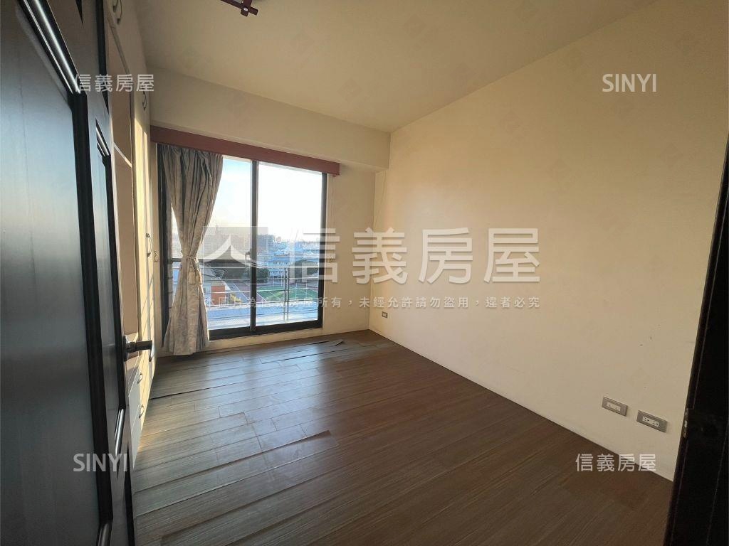 自在琉璃４房平車房屋室內格局與周邊環境