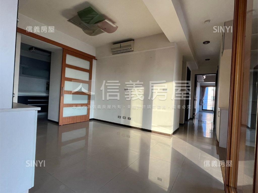 自在琉璃４房平車房屋室內格局與周邊環境