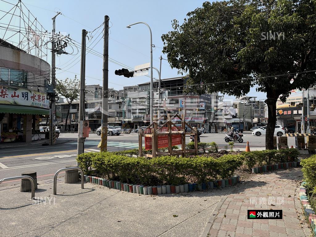 正中山路稀有朝南透店房屋室內格局與周邊環境