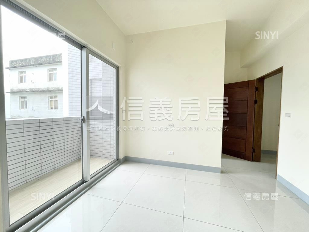 北埔全新臨路電梯透店Ｃ房屋室內格局與周邊環境