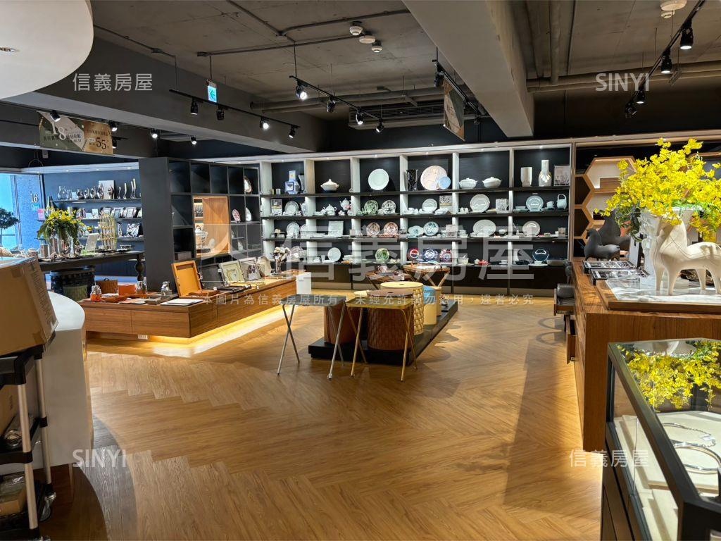 內科整棟企業總部房屋室內格局與周邊環境