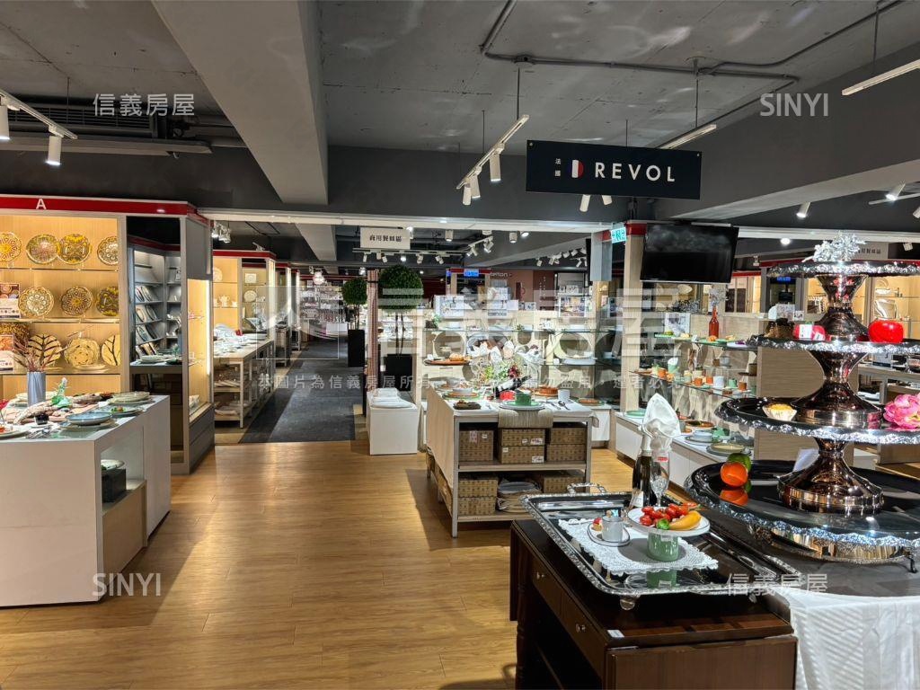 內科整棟企業總部房屋室內格局與周邊環境