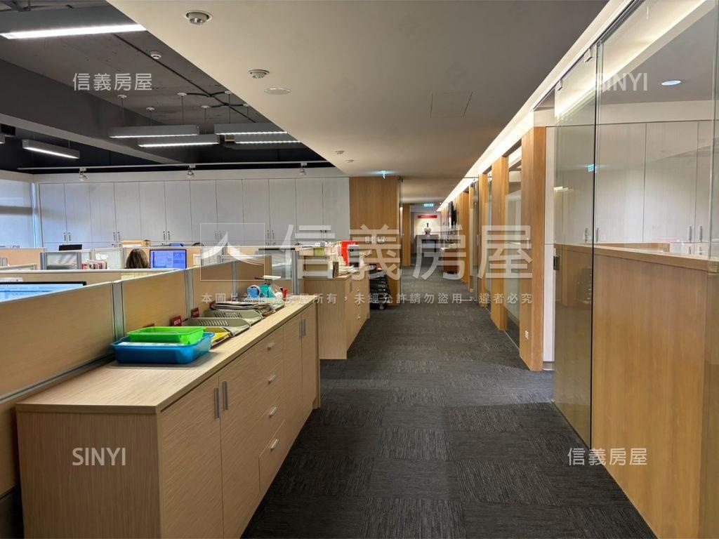 內科整棟企業總部房屋室內格局與周邊環境
