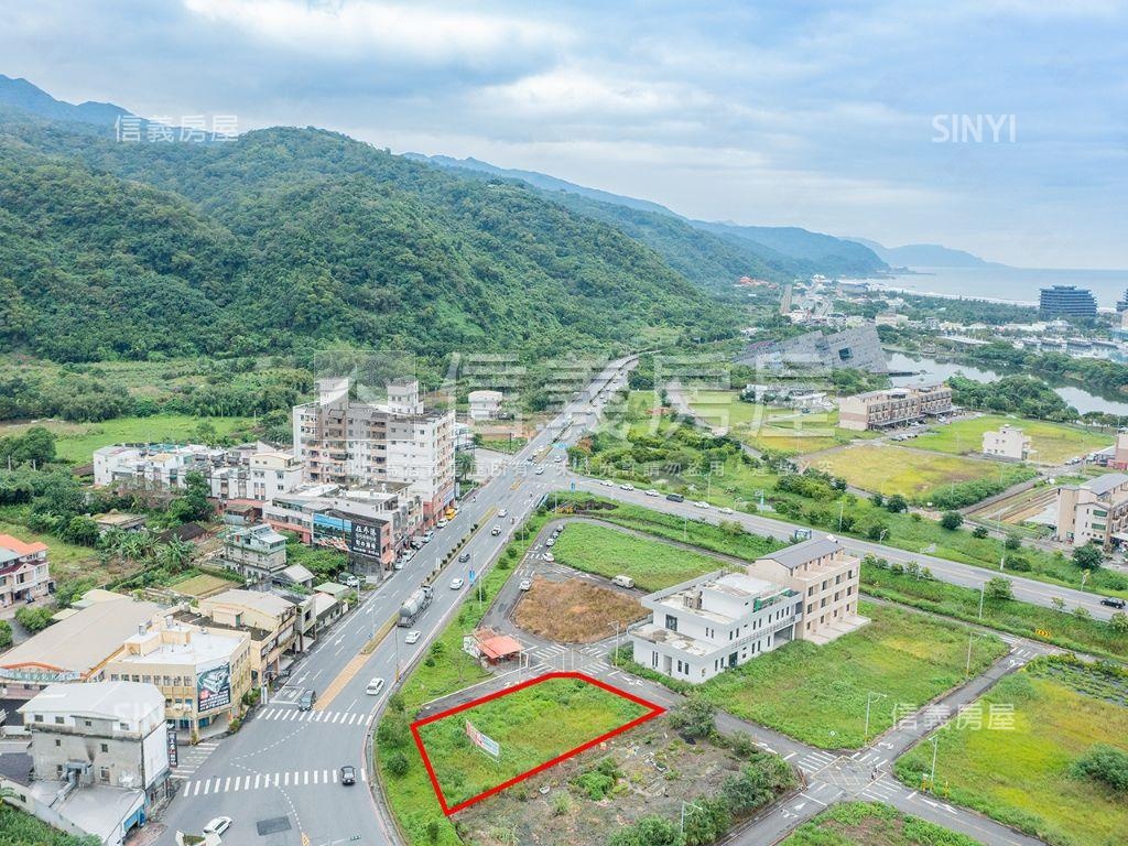 烏石港段超方正美地房屋室內格局與周邊環境