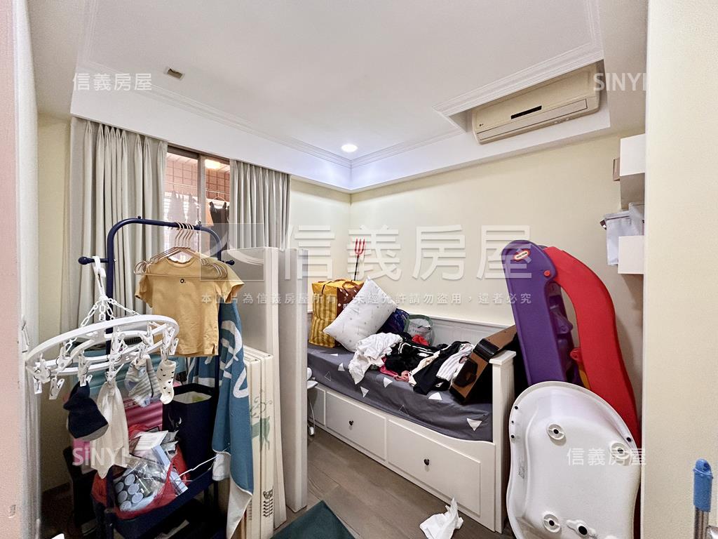 麗山國中精緻公寓房屋室內格局與周邊環境