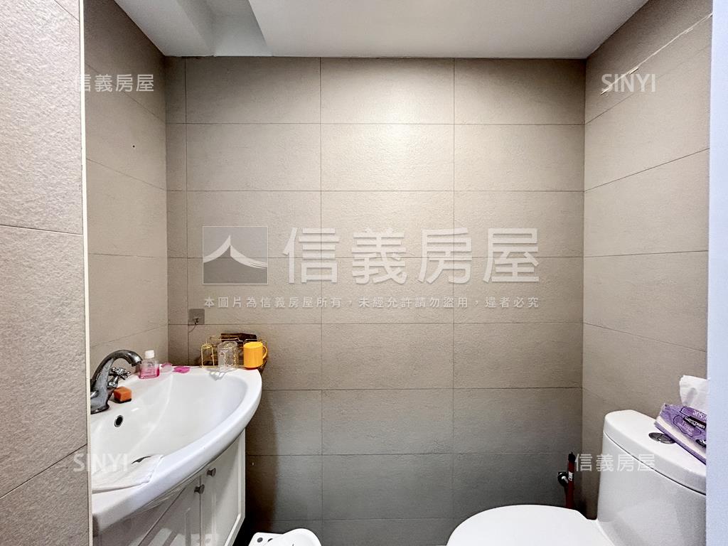 麗山國中精緻公寓房屋室內格局與周邊環境