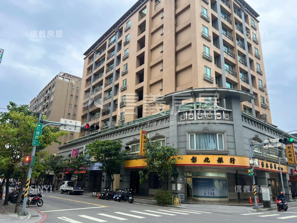 １８甲吉祥富貴大三房車位房屋室內格局與周邊環境