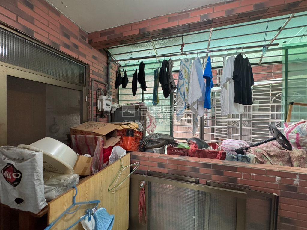 極品大同國小電梯四房房屋室內格局與周邊環境