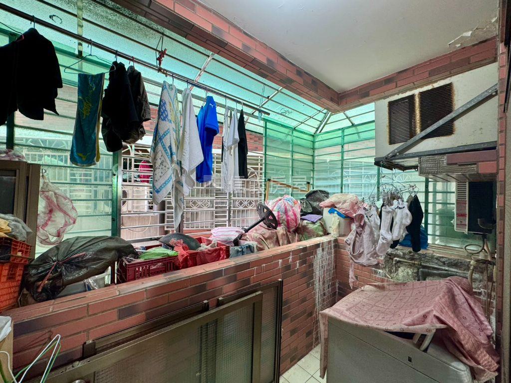 極品大同國小電梯四房房屋室內格局與周邊環境