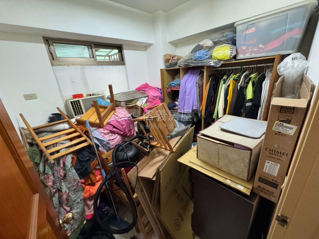 極品大同國小電梯四房房屋室內格局與周邊環境